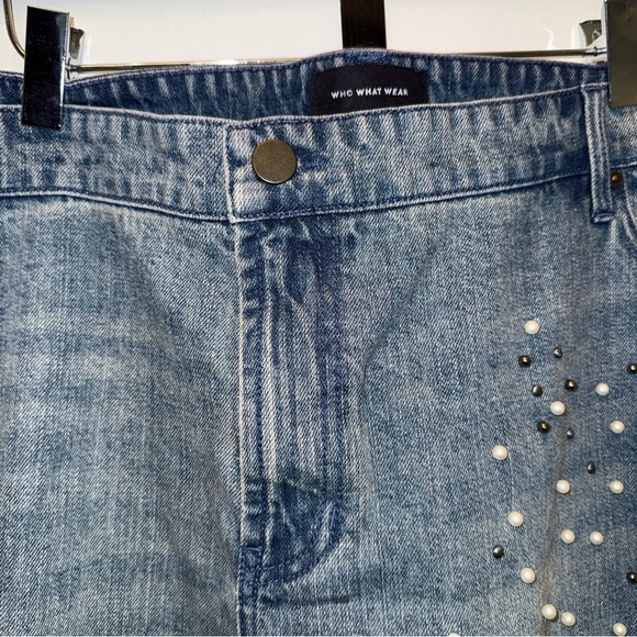 Who What Wear Blue Straight‎ Leg Jeans with Embellishments - Picture 5 of 8